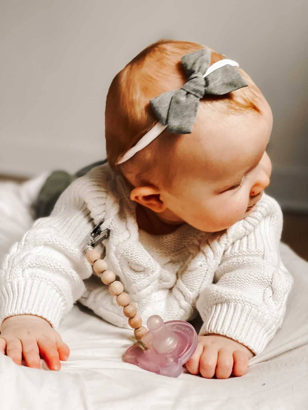 Ali+Oli Silicone Pacifier Clip (Beech Wood)