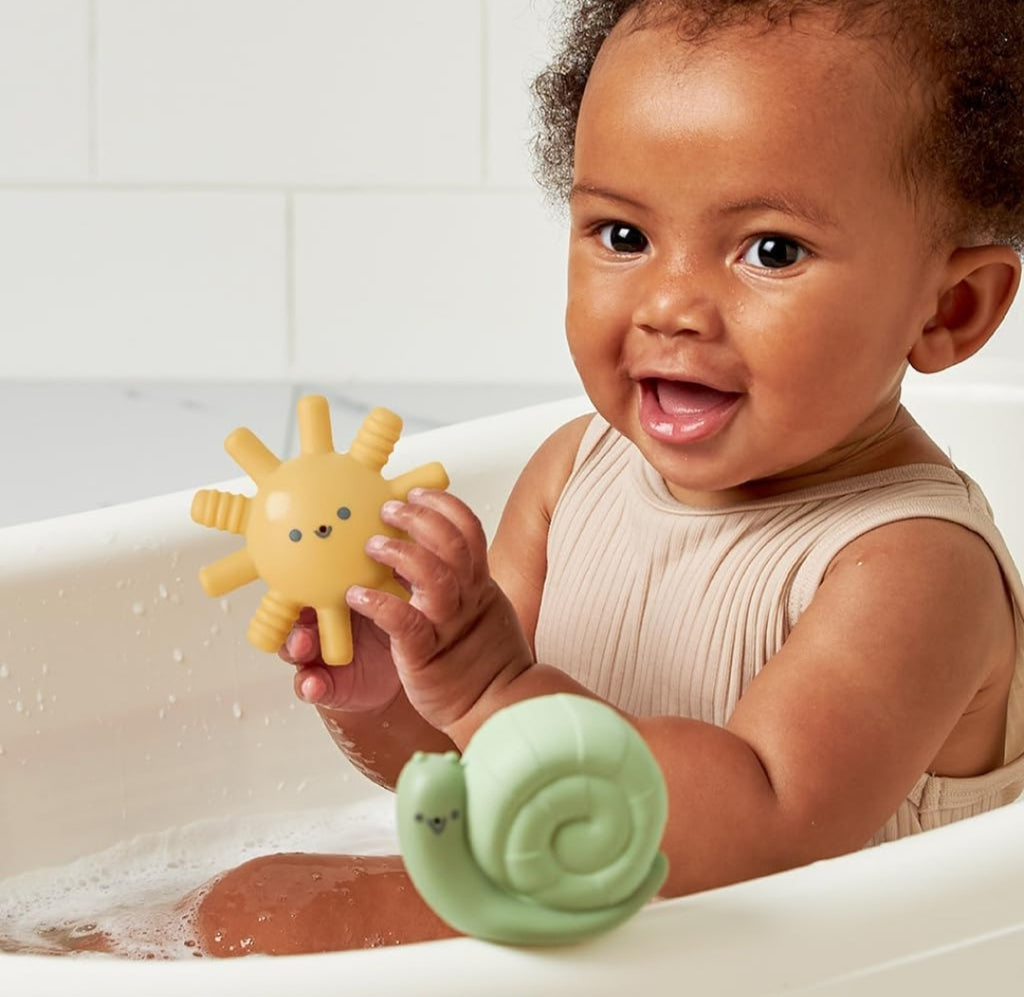 Itzy Squirt Squeeze