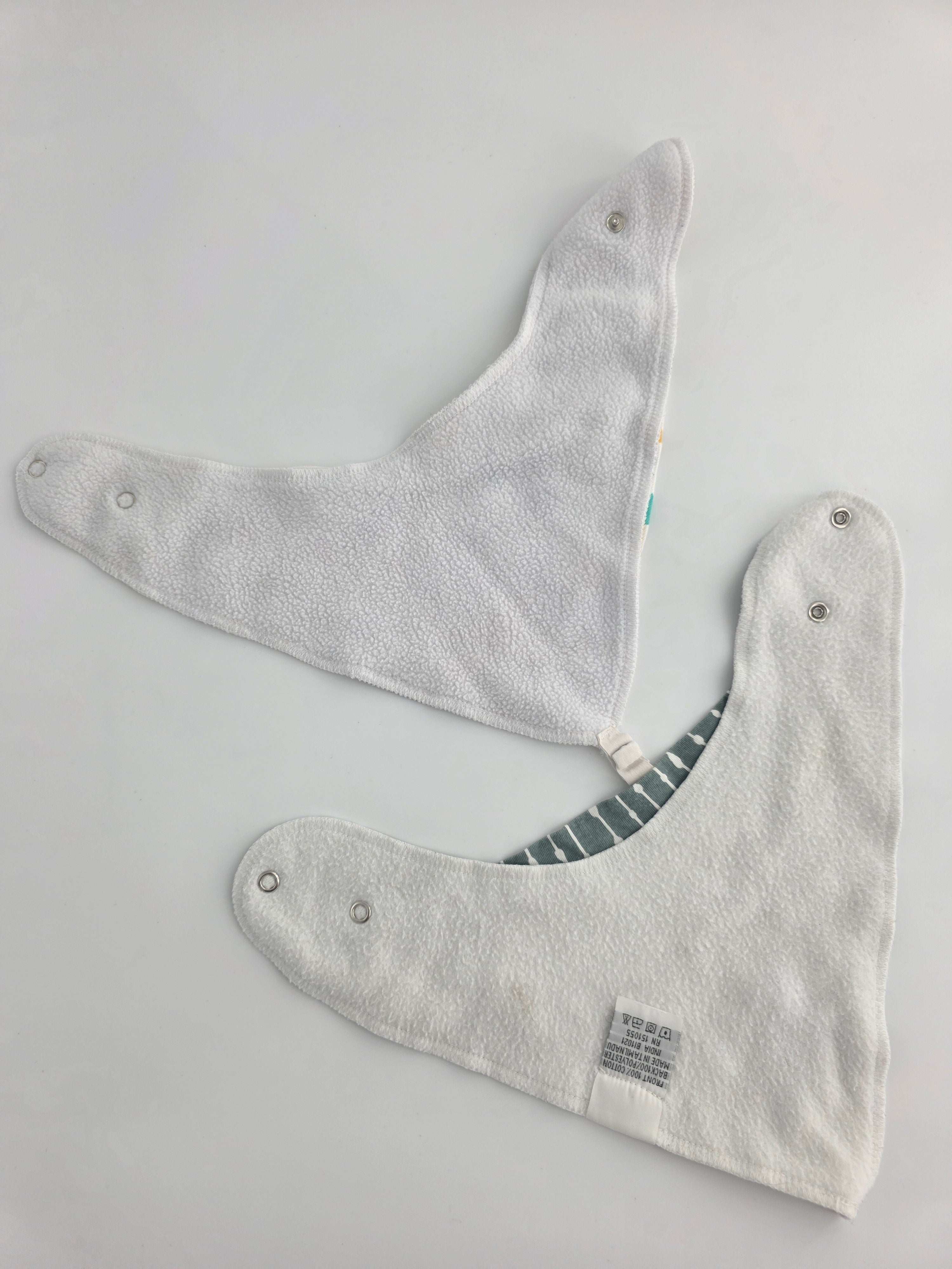 Vumimbox & Copper Pearl Bandana Bib Set