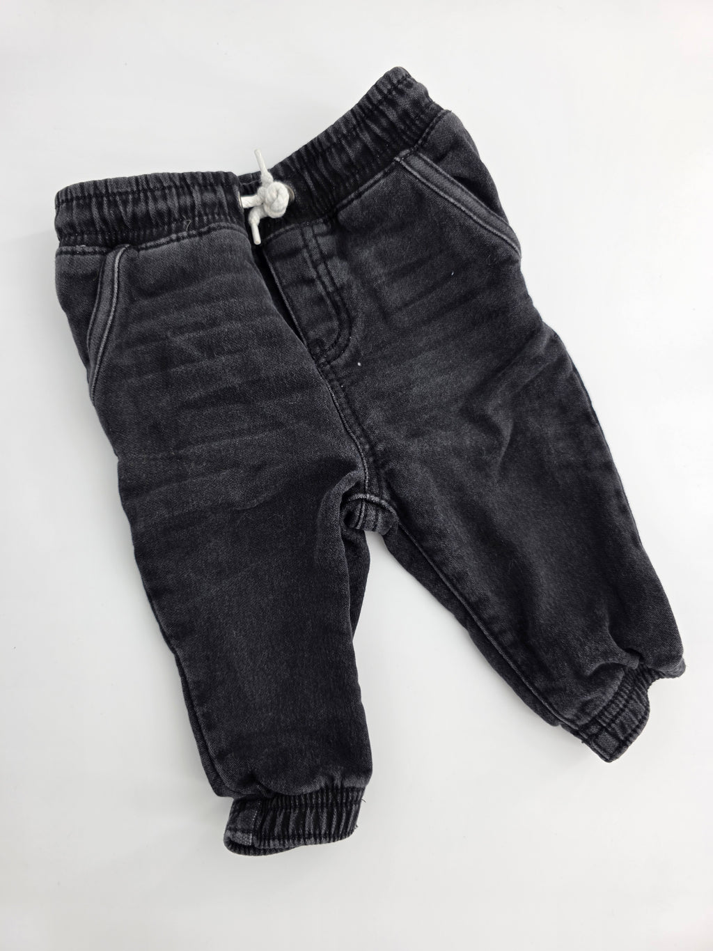 OshKosh Black Wash Jogger Pants – 6–9M